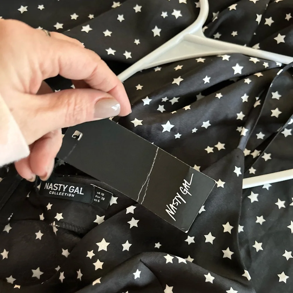 NWT Nasty Gal Novelty Star Black & White Jumpsuit Size 6 - Picture 12 of 14